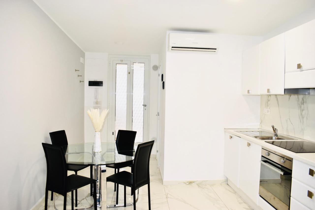 Chic House Appartement Bari Buitenkant foto